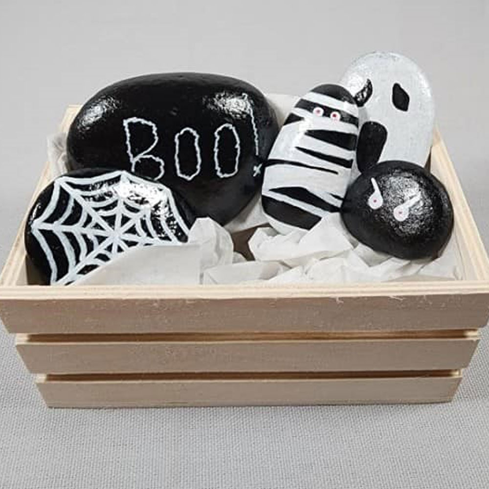 Spooky Rocks - Black and White Assortment